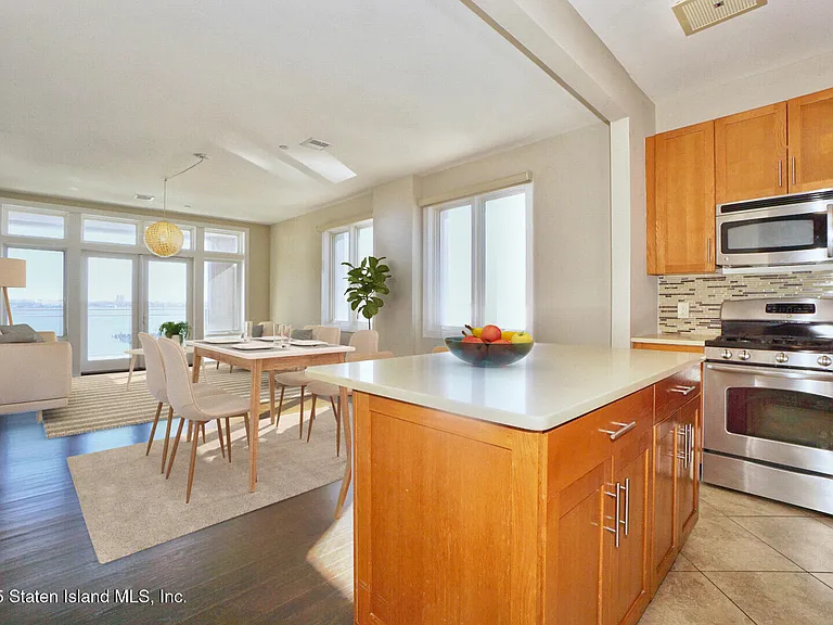 90 Bay Street Lndg #4B — Photo 19