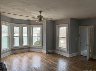 22 Center St, Putnam, CT 06260