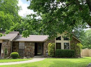 11412 S Douglas Ave, Jenks, OK 74037