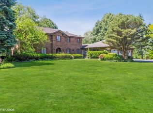 35W369 Forest Dr, Dundee, IL 60118