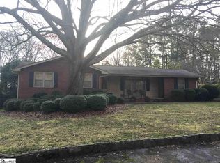 10 Monterey Ln, Greenville, SC 29615