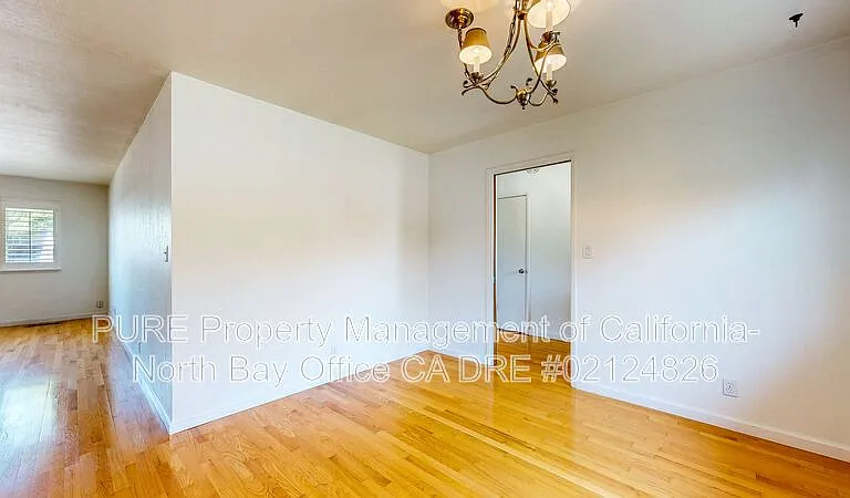 5617 Dupont Dr — Photo 6