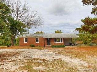 208 Odell Rd, Spring Lake, NC 28390