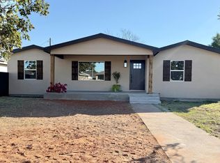 708 NW 8th St, Andrews, TX 79714