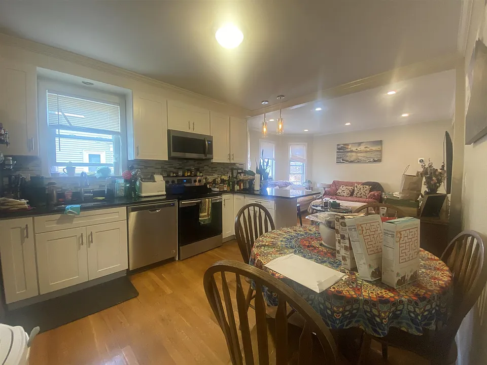 20 Rice St #2
