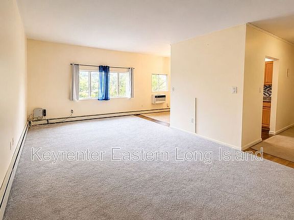 3rd image of 265 N Newbridge Rd #C-2