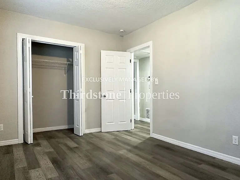 3347 Phyllis St — Photo 17