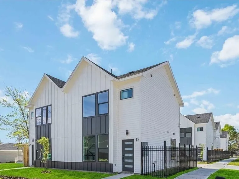 4502 Teton St — Photo 1