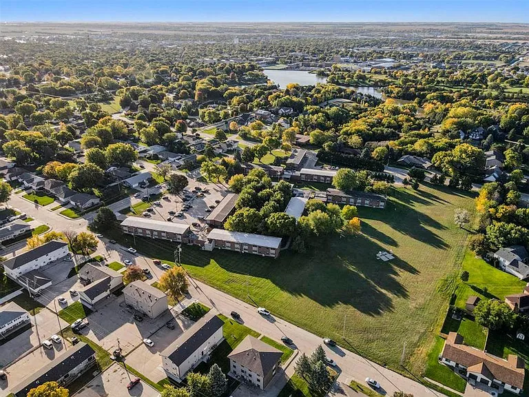 Kearney Apartment Homes.