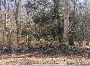 299 S Woody Hill Rd, Westerly, RI 02891