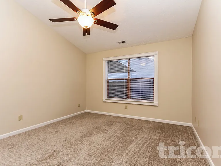 5706 Nodlehs Ct — Photo 7