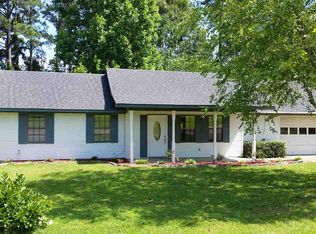 323 Mangum Ave, Mendenhall, MS 39114