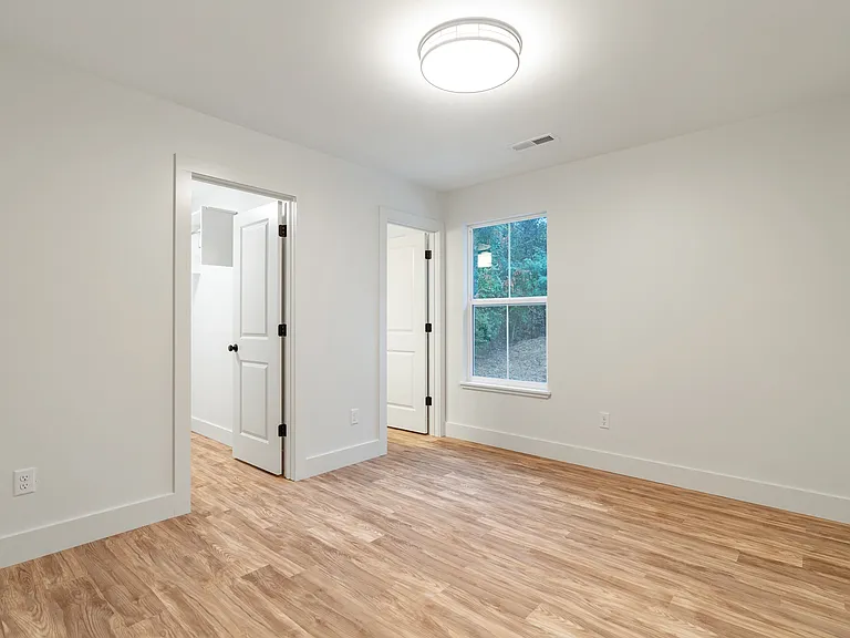 1621 Francis Rd — Photo 18