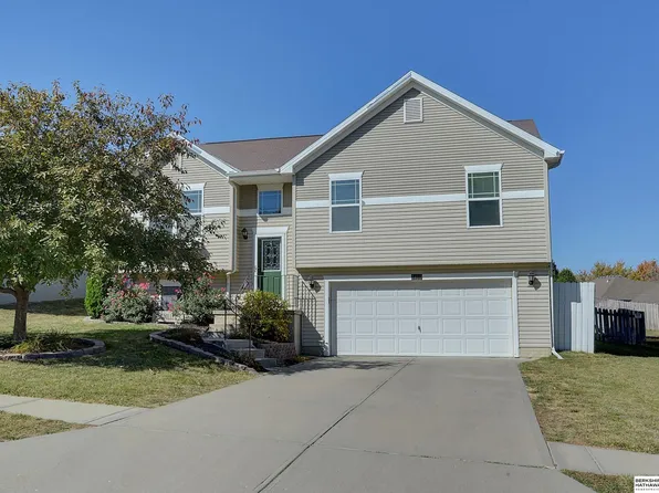 1410 N 208th St, Elkhorn, NE 68022