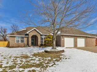 4033 W Tarkio St, Springfield, MO 65802
