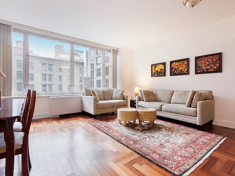 220 Riverside Blvd #6U — Photo 1