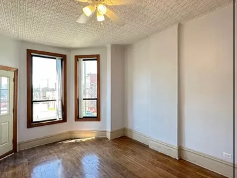 2347 W 24th Pl #2R — Photo 1