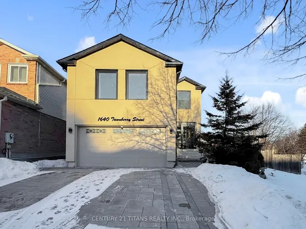 1640 Tawnberry St, Pickering, ON L1X 2C2