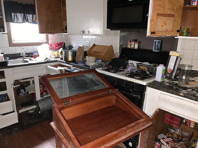 2nd image of 112 N 16th St
