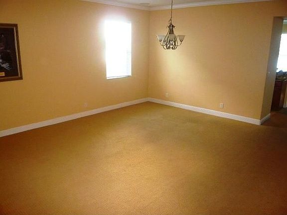 3rd image of 742 Carriage Lake Way