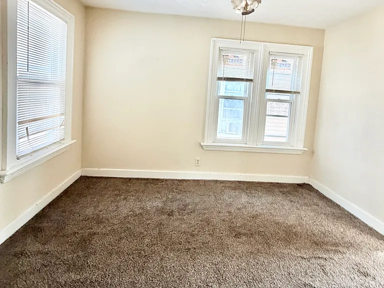 224 Lloyd St #1D — Photo 9