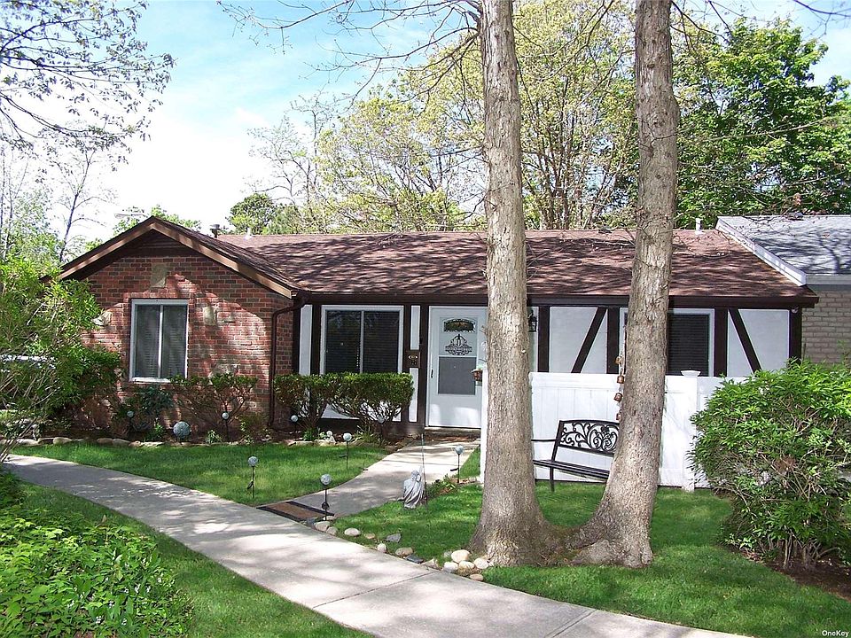 1st image of 127 Birchwood Rd #127