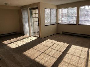 14201 42nd Ave S APT 214, Tukwila, WA 98168