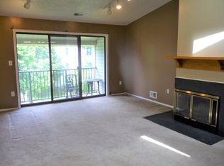24 Rickard Ct, Lawrenceville, NJ 08648