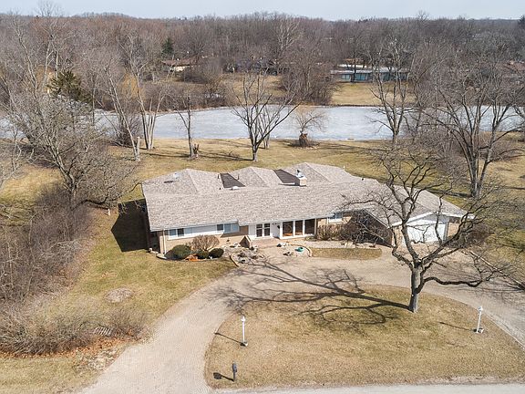 5th image of 25 Graymoor Ln