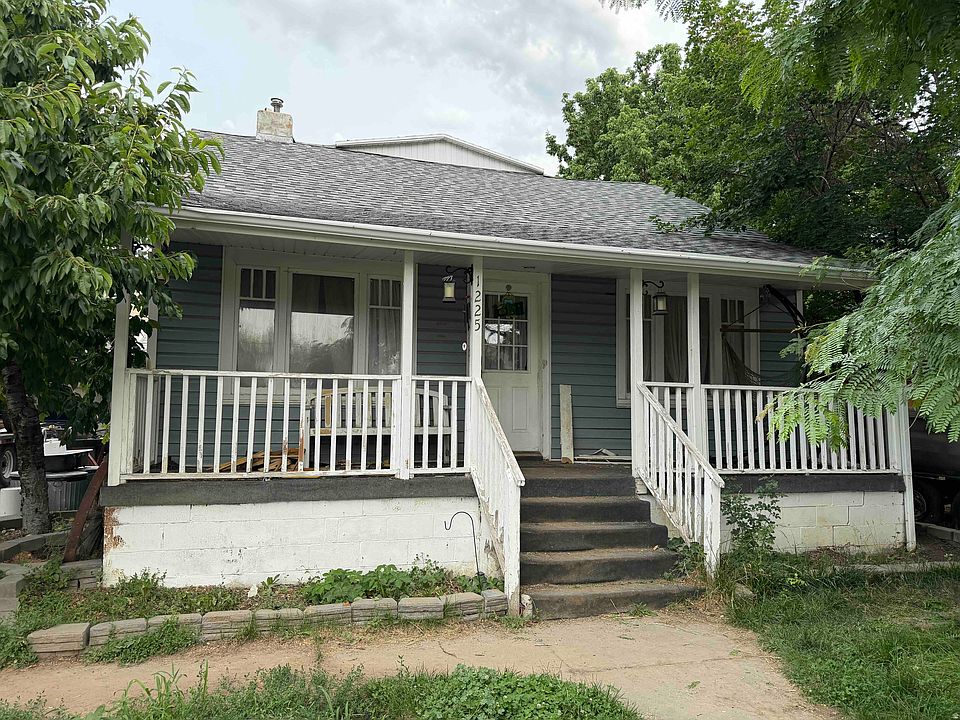 1st image of 1225 S Main St