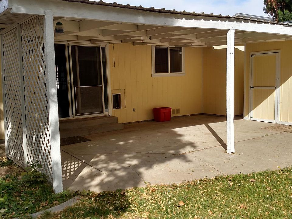 1st image of 419 W Dakota Ave