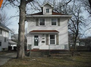 880 Daniels St NE, Cedar Rapids, IA 52402