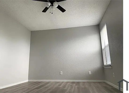 6864 S Creek Dr — Photo 10