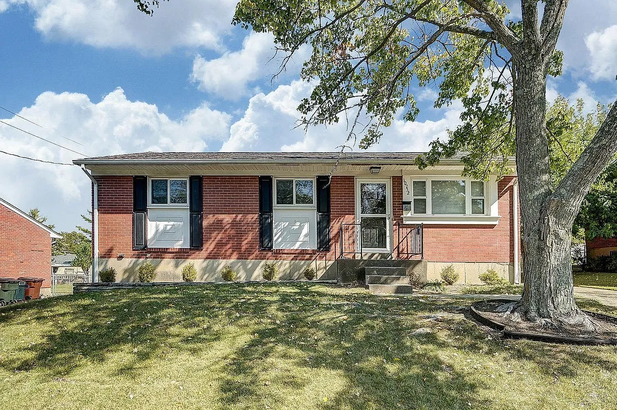 Building Photo - 10752 Thornview Dr