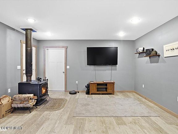 4th image of 7051 W Highland Dr