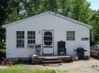 3 bed, 960 sqft, $990 — Photo 2
