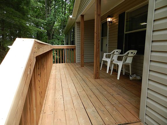 Front Deck/Porch