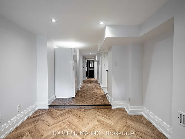 5 Ivy Ave #LOWER — Photo 6