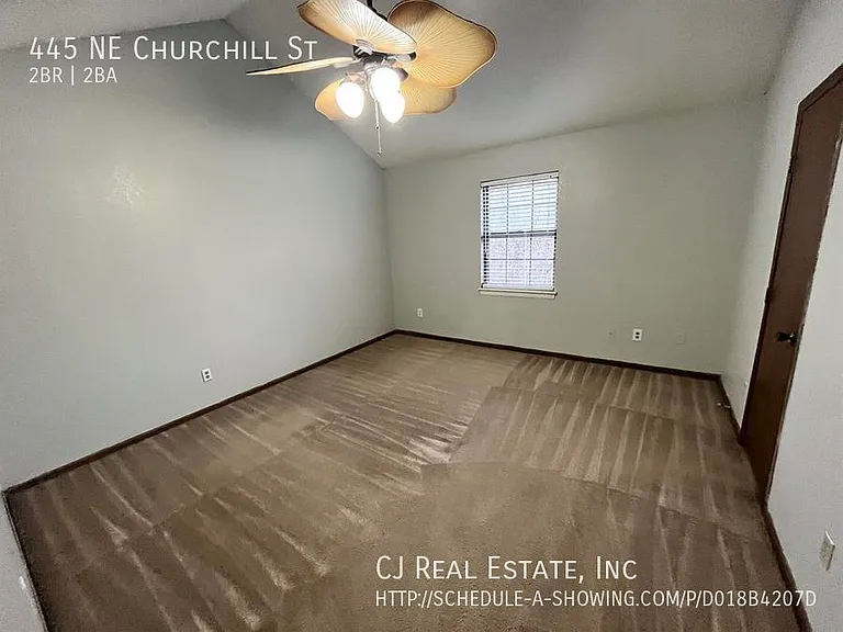 445 NE Churchill St — Photo 8