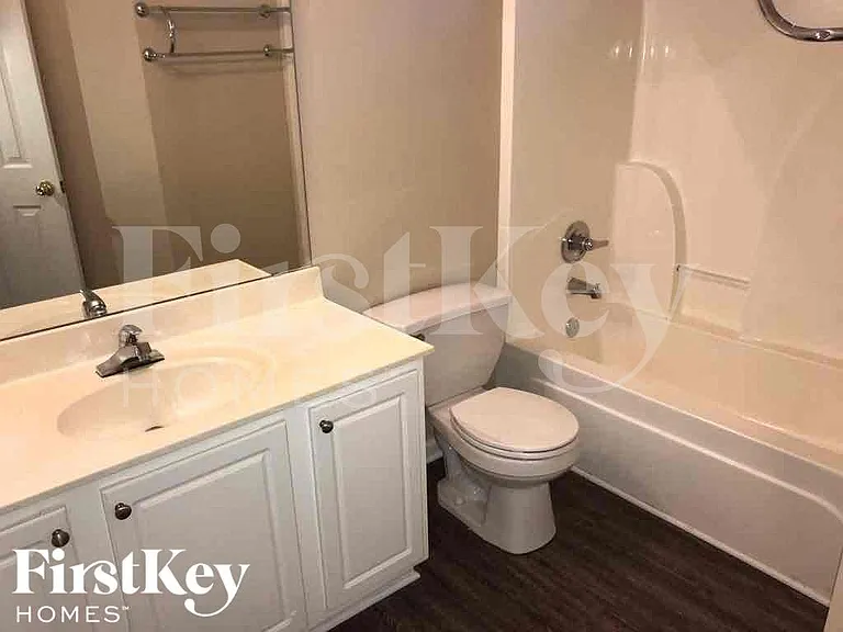 4172 Evian Way — Photo 8