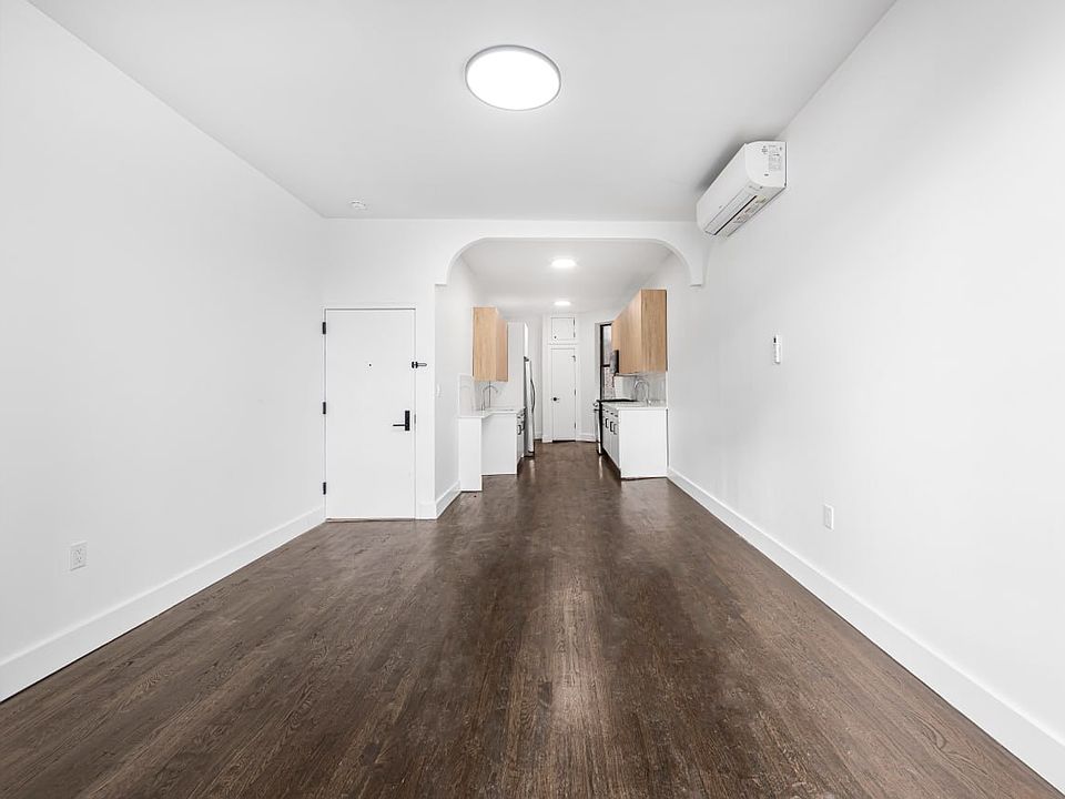 1st image of 647 Willoughby Ave #2C