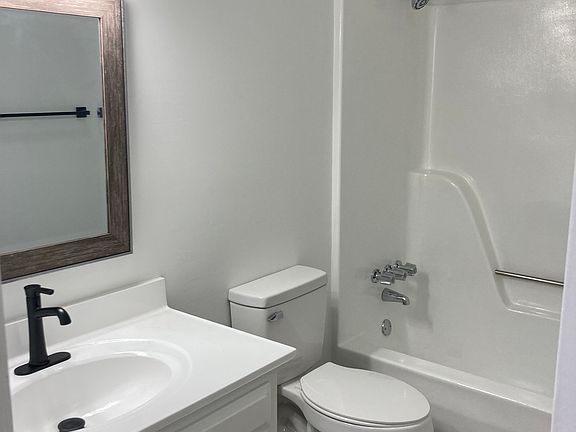 4th image of 4300 Huntingdon Dr