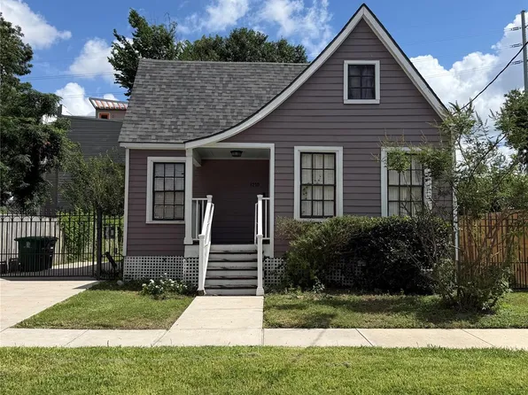 1210 Shearn St, Houston, TX 77007