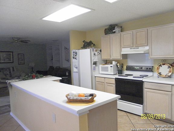 3rd image of 11045 Cedar Park