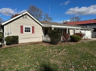 1428 W Cole Rd, Fremont, OH 43420