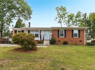 4119 Bramlet Pl, Greensboro, NC 27407