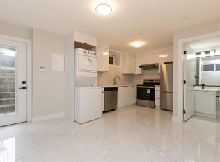 3668 Yale St, Vancouver, BC V5K1B8