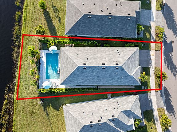 5th image of 12768 SW Eleanor Drive