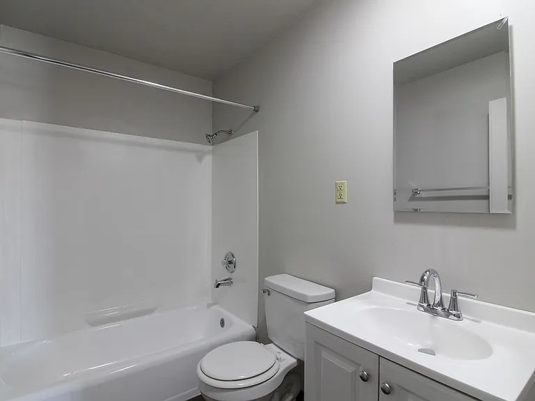 1907 Hood Ave — Photo 14