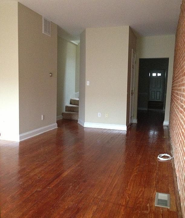 Main level living room